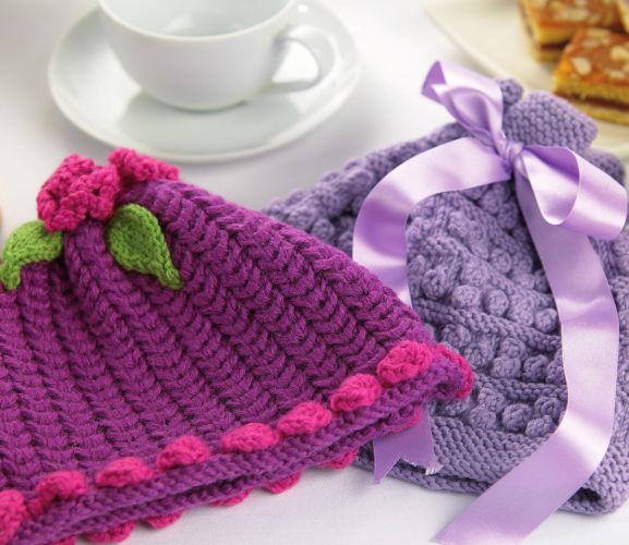 Snug Knitted Tea Cosy