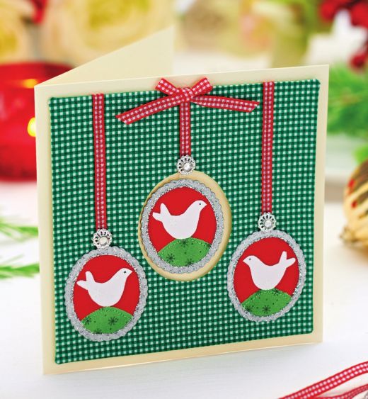 Sparkling festive cards using paper and fabric