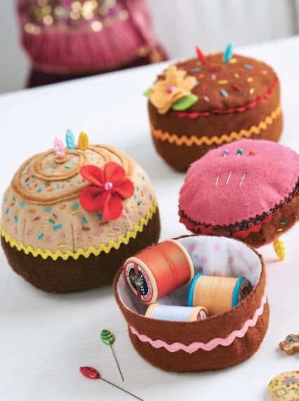 7 Pincushions You Need At Your Sewing Station