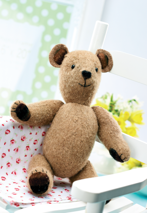 5 Teddy Bears You’ll Want To Take On A Picnic 5 Teddy Bears You’ll Want To Take On A Picnic