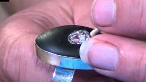 How to make gorgeous jewellery with Crystal Clay and pointed back crystals