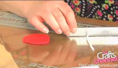 Make spotted Fimo buttons in 3 minutes