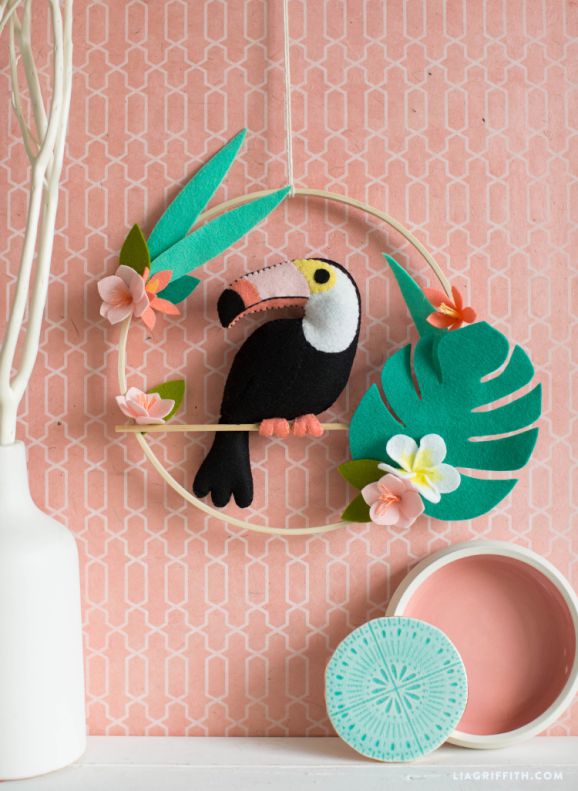 9 Totally Tropical Craft Ideas 9 Totally Tropical Craft Ideas