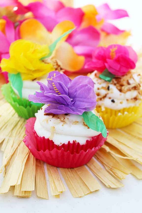 9 Totally Tropical Craft Ideas 9 Totally Tropical Craft Ideas