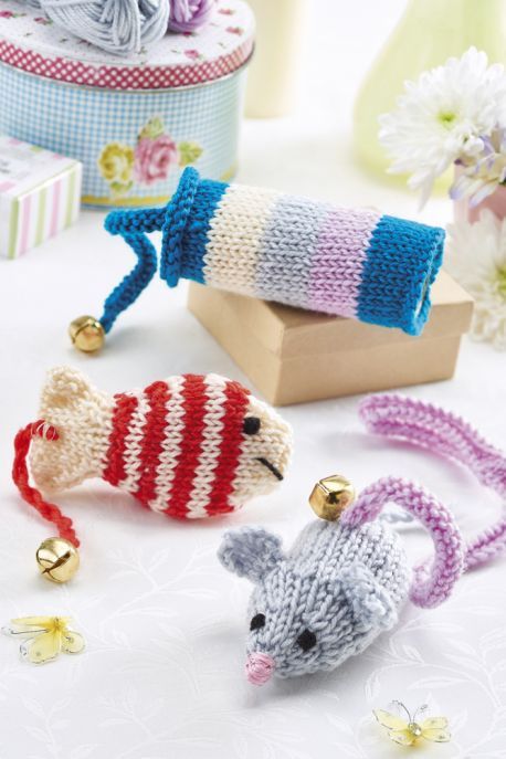 7 Purr-fect Crafts For Cat Lovers