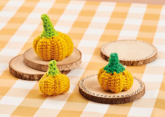 The Ultimate Autumn Craft Guide: 15 Handmade Ideas To Try