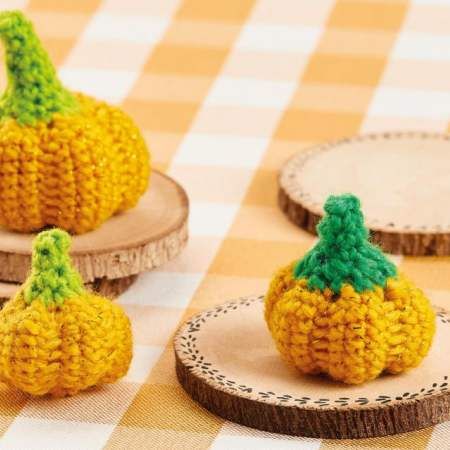 15 Autumn Crafts to Pumpkin Spice-Up Your Life 15 Autumn Crafts to Pumpkin Spice-Up Your Life