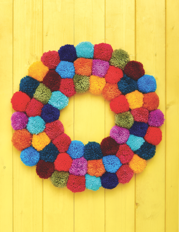 9 Easy Pompom Projects To Make Right Now 9 Easy Pompom Projects To Make Right Now