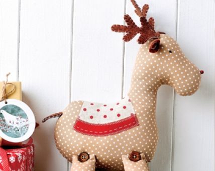 Our Top Super Speedy Stitched Xmas Crafts!