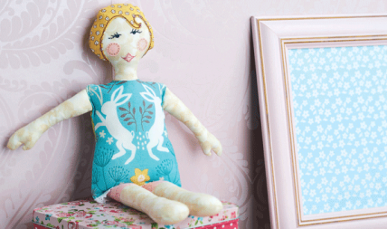 Gorgeous Dolls That Toy With Our Hearts! Gorgeous Dolls That Toy With Our Hearts!
