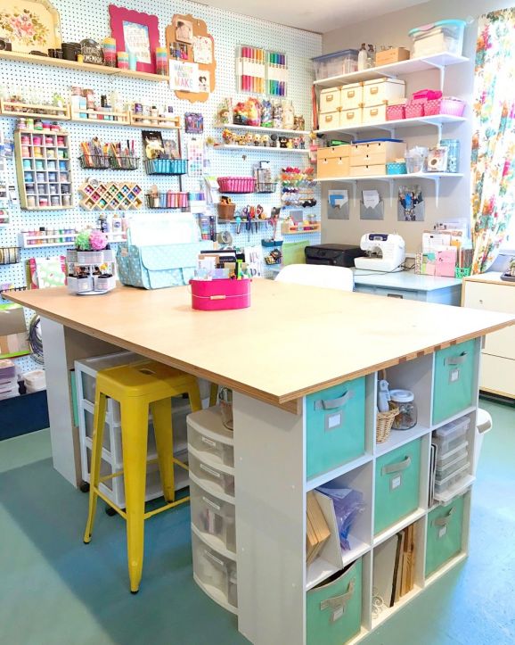 10 Of The Niftiest Craft Rooms We’ve Ever Seen