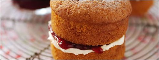 Mini Victoria Sponges Recipe