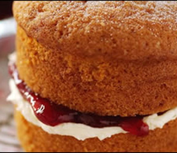 Mini Victoria Sponges Recipe