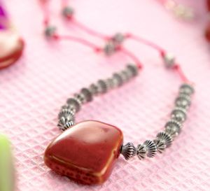 Stylish Natural Necklaces, Earrings & Bracelet