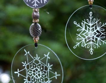 Engraved Glass Christmas Decorations Engraved Glass Christmas Decorations