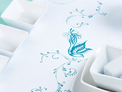 Fabric Table Runner Pen Painting Tutorial