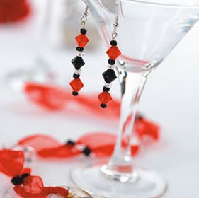 Red & Black Beaded Pendant & Earrings Red & Black Beaded Pendant & Earrings