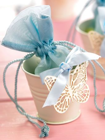 Vintage Ivory Wedding Favour Buckets