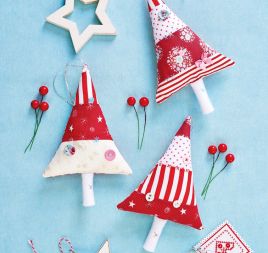 Easy Stitched Tree Decorations Easy Stitched Tree Decorations