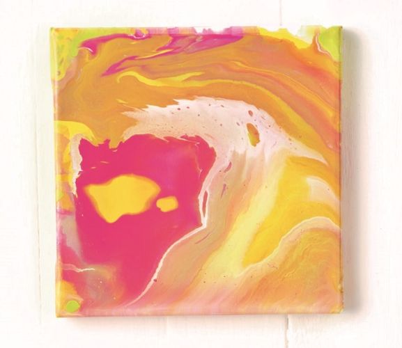 Foolproof How To: Easy Acrylic Paint Pouring