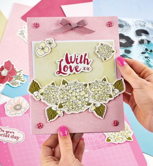 Exclusive Gift: docrafts Full Bloom Card Kit