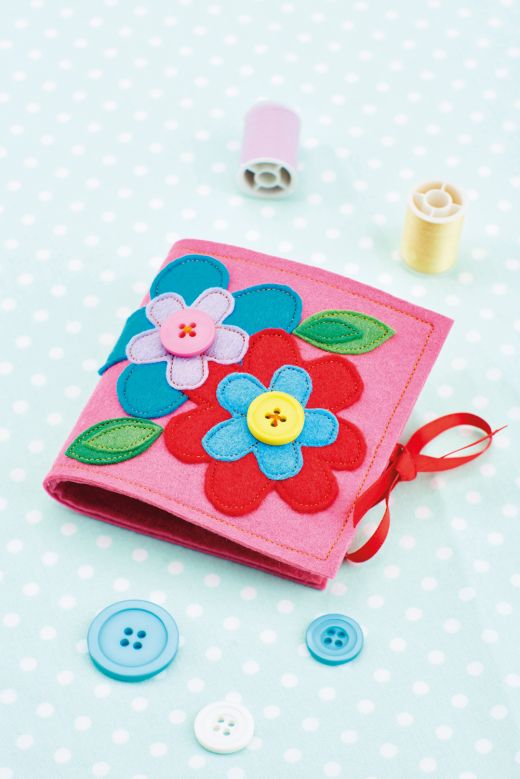 Easy Handmade Floral Sewing Set