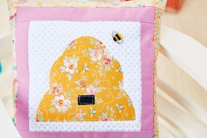 Simple Stitched Beehive Set