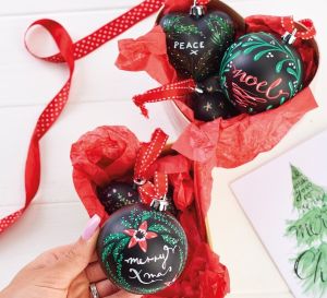 Decorative Calligraphy Baubles & Gift Boxes