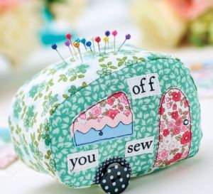 Caravan Patchwork Pincushion & Suitcase Tag Templates