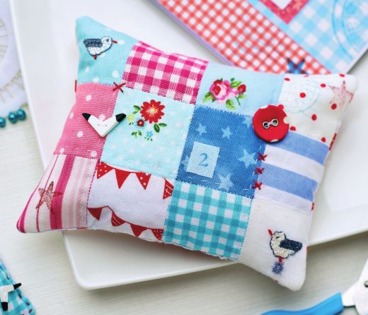 Cross-Stitch And Patchwork Gift Set