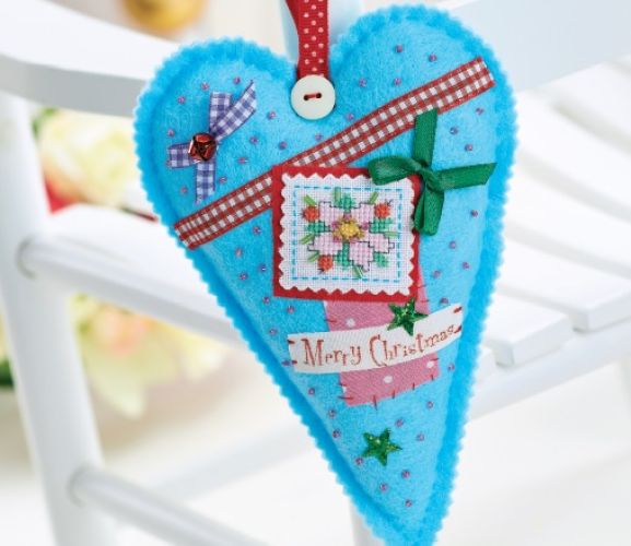 Christmas Flower Cross-stitch Chart