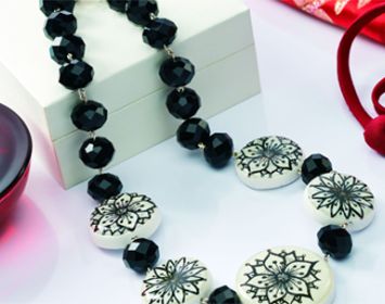 Make Easy Resin Beads Necklace