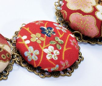 Silk Road Five Button Necklace