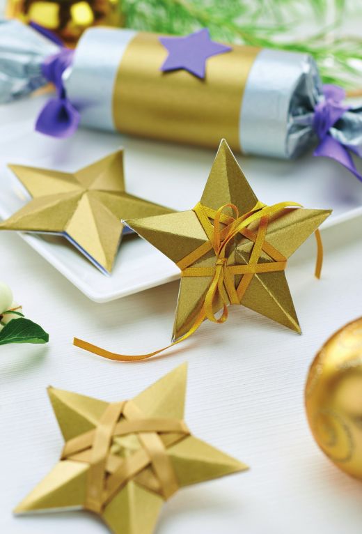 Four Xmas-Themed Papercraft Ideas