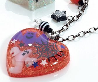 Fright Night Heart Necklace Fright Night Heart Necklace