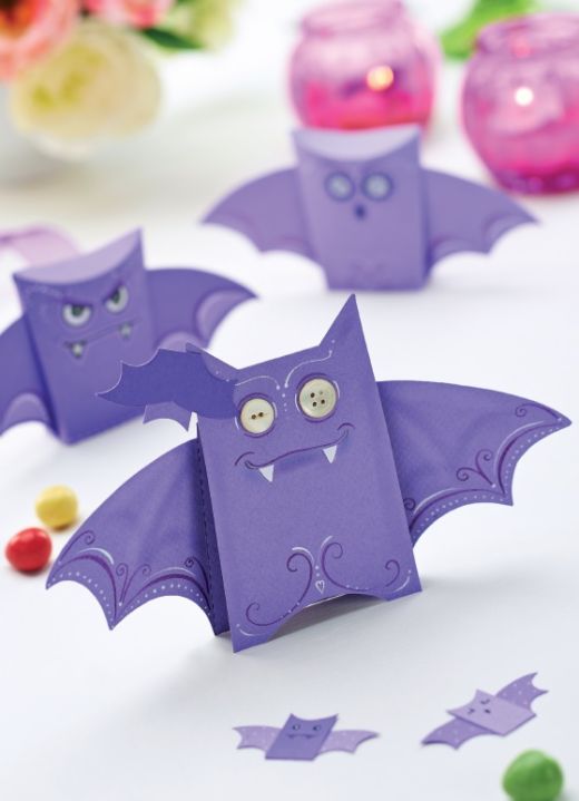 Halloween Trick or Treat Bat Boxes
