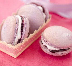 Blackcurrant Macaroons