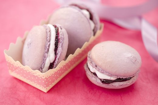 Blackcurrant Macaroons