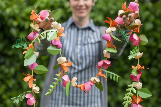 The EASIEST Paper Flower Craft and Pretty Spring Holiday Decoration — super  make it