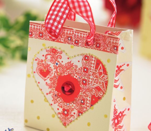 Nordic style Christmas box and card
