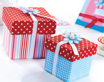 Petal Gift Boxes & Greetings