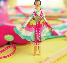 Pretty Peg Lady & Peg Bag Pretty Peg Lady & Peg Bag