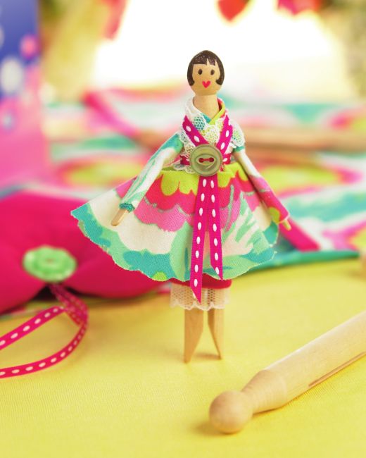 Pretty Peg Lady & Peg Bag