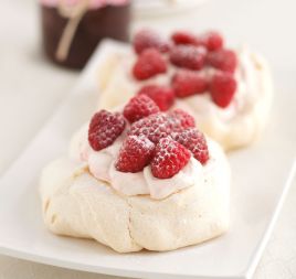 Raspberry Pavlova Raspberry Pavlova