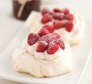 Raspberry Pavlova