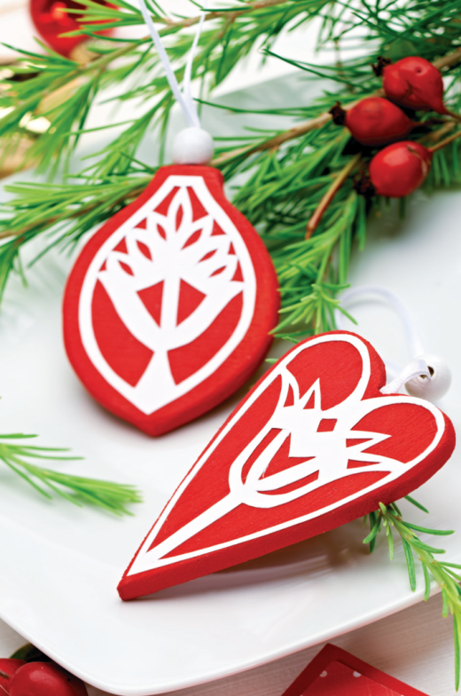 Red & White Scandi Decs