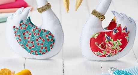 Stitch Regal Swans With Printed Cotton And Felt Stitch Regal Swans With Printed Cotton And Felt