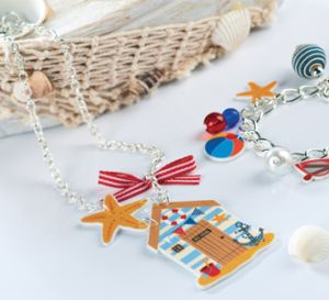 Make Seaside Beach Hut Necklace