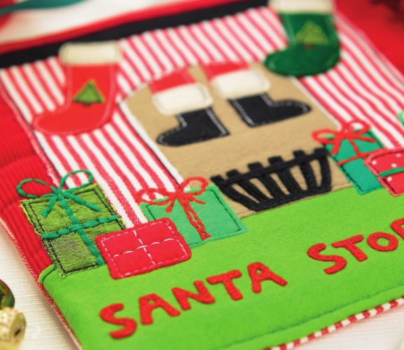 Stitched Santa Sign And Card