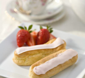 Strawberry Éclairs